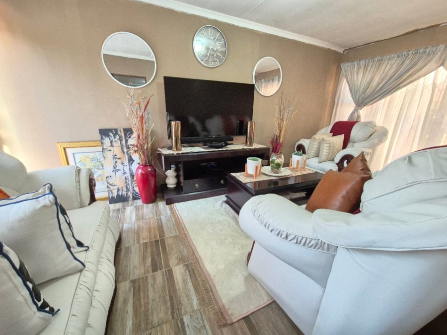 3 Bedroom Property for Sale in Grasslands Free State